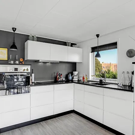Amazing In With Kitchen Holiday home Allinge-Sandvig