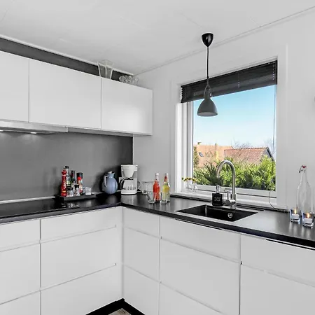 Amazing In With Kitchen Allinge-Sandvig