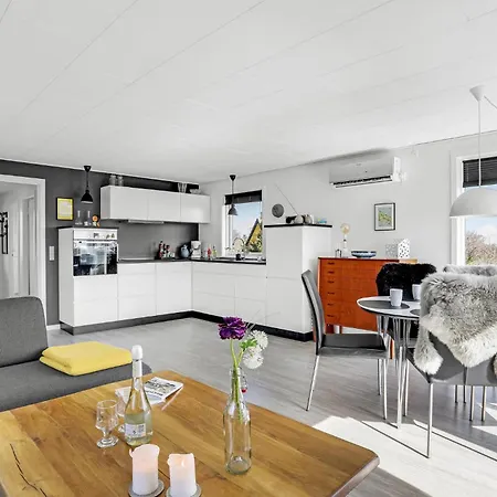 Holiday home Amazing In With Kitchen *