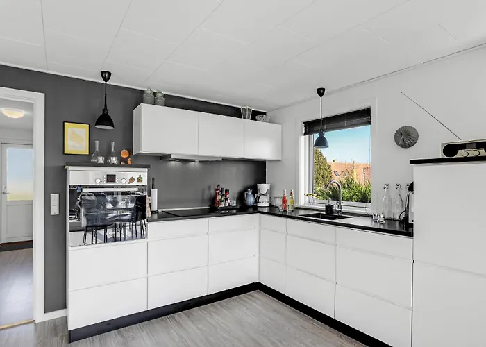 Amazing In With Kitchen Prázdninový dům Allinge-Sandvig