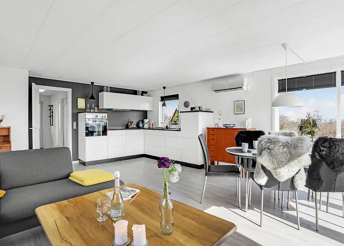 Дом отдыха Amazing In With Kitchen *